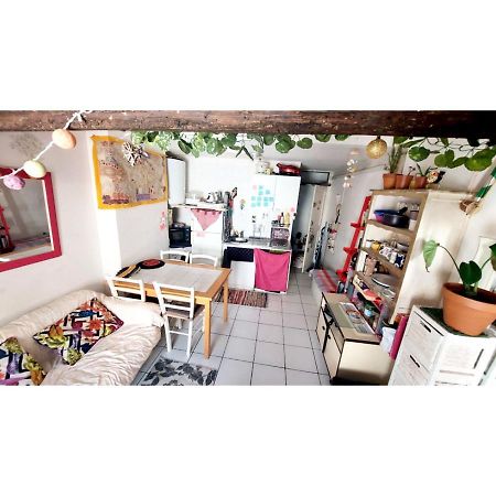 Appartement Lumineux Et Cosy En Plein Coeur De Монпелие Екстериор снимка